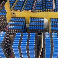黄陵田庄回收废旧电瓶厂家,高价铁锂电池回收
